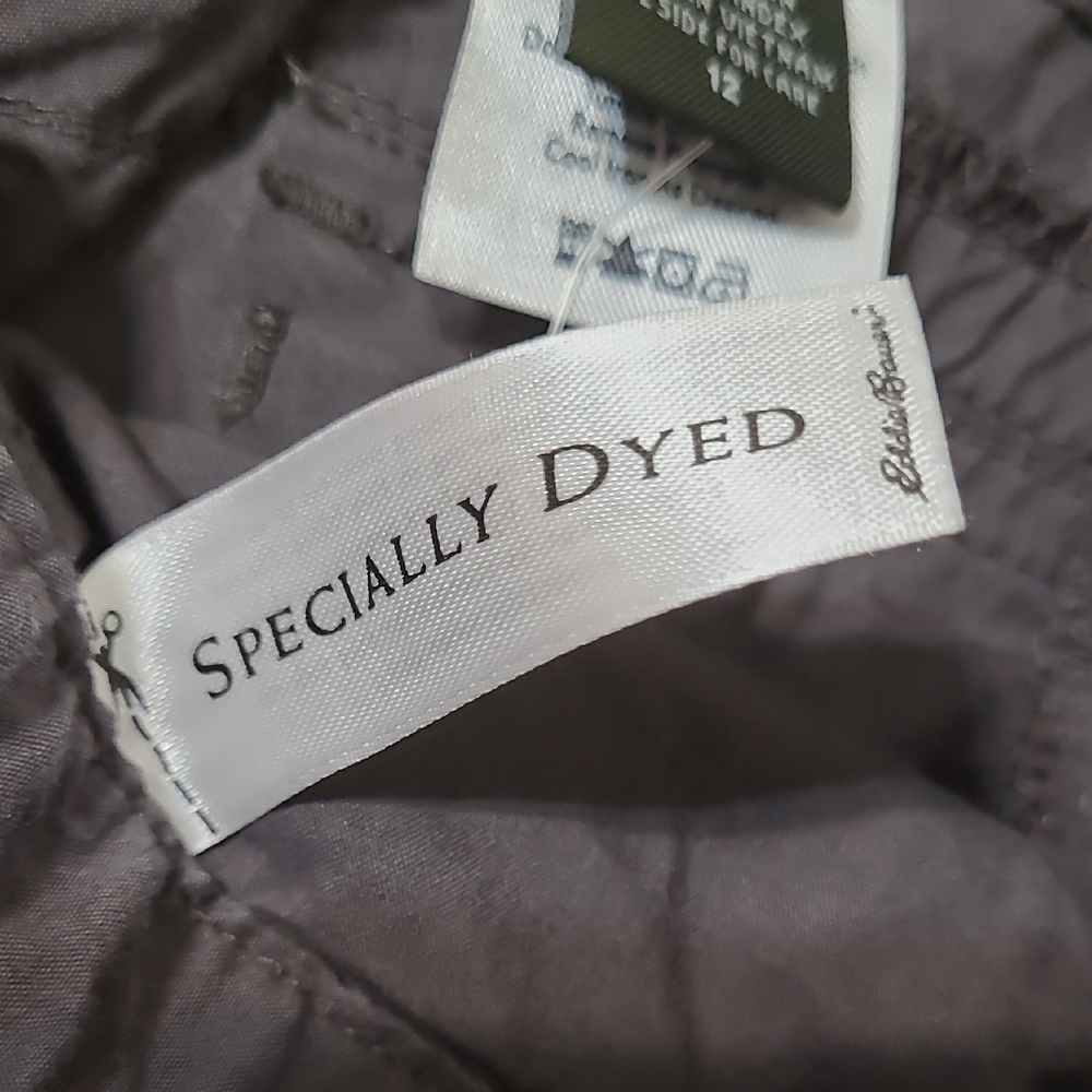 Eddie Bauer Women's Dark Gray Convertible Outdoor Cargo Pants - Picture 3 of 7